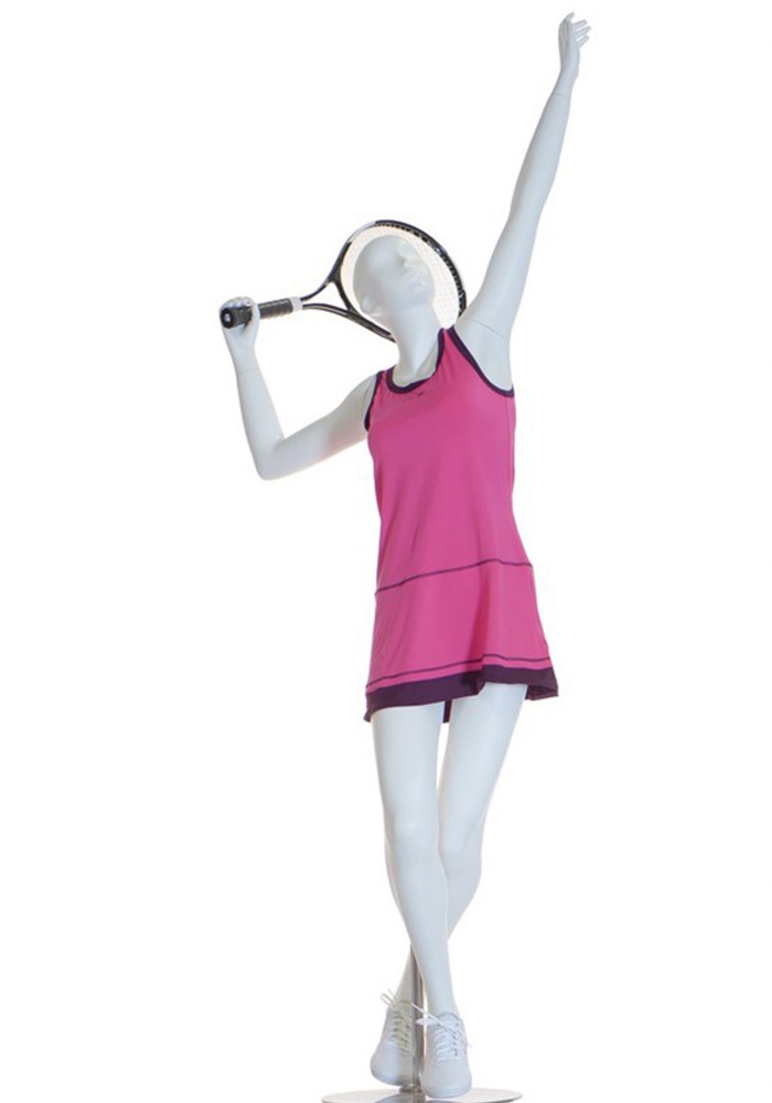 manichino sportivo donna tennis vestita scaled
