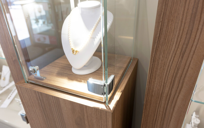 gioielleria scheidegger bellinzona vetrine espositive led 04