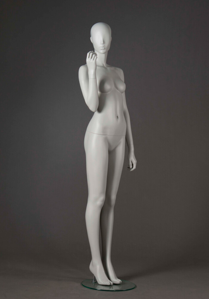 manichino donna stilizzato grigio perla chiaro 01