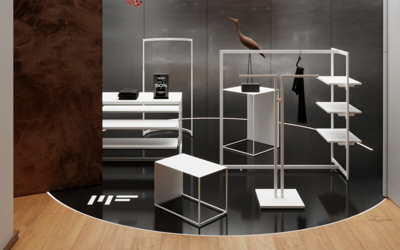 selfstanding systems espositori stender tavolini bianco