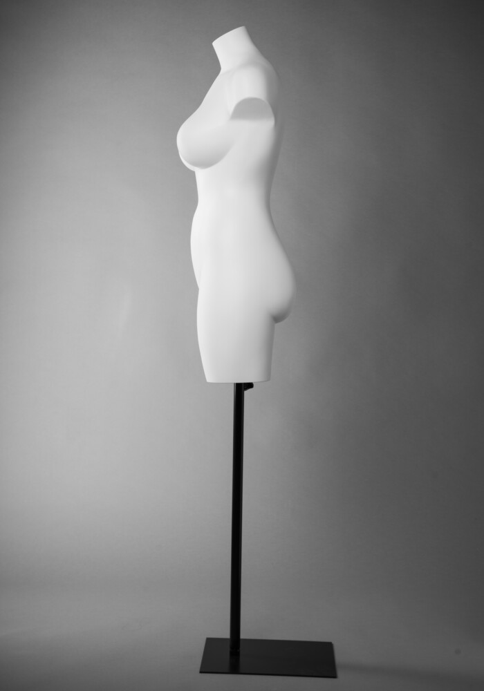 DSC5239busti veyrina donna uomo bambinmo arredo negozi economico costumi intimo scaletta base busto