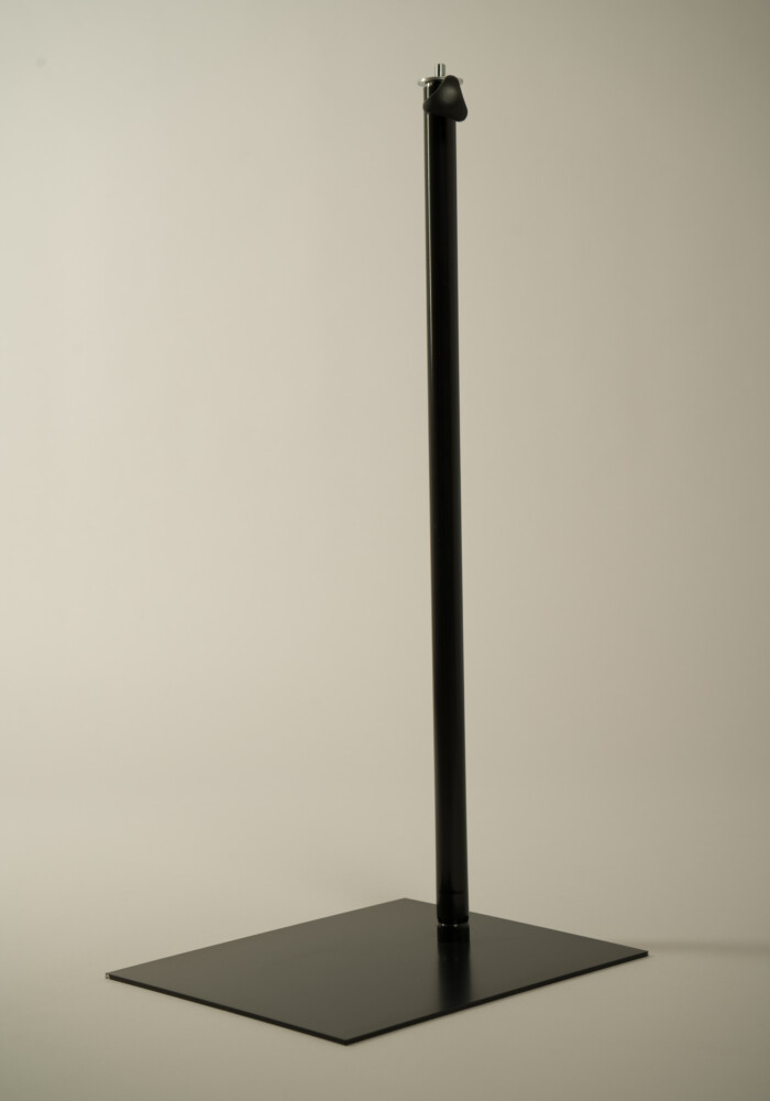 DSC5303base busto regolabile finitura nero oro cromato acciaio