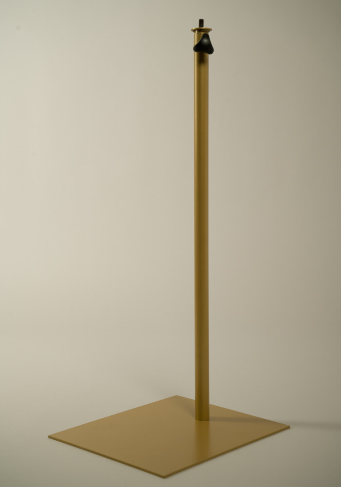 DSC5304base busto regolabile finitura nero oro cromato acciaio