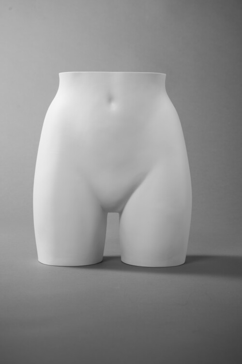 DSC5252busti vetrina donna uomo bambinmo arredo negozi economico costumi intimo scaletta base busto