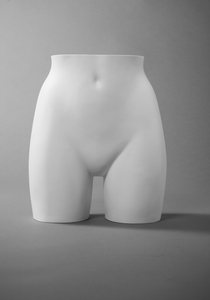 DSC5252busti vetrina donna uomo bambinmo arredo negozi economico costumi intimo scaletta base busto