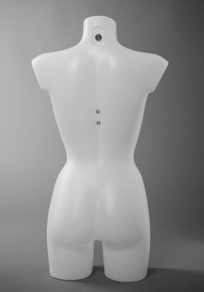 DSC5269busti vetrina donna uomo bambinmo arredo negozi economico costumi intimo scaletta base busto