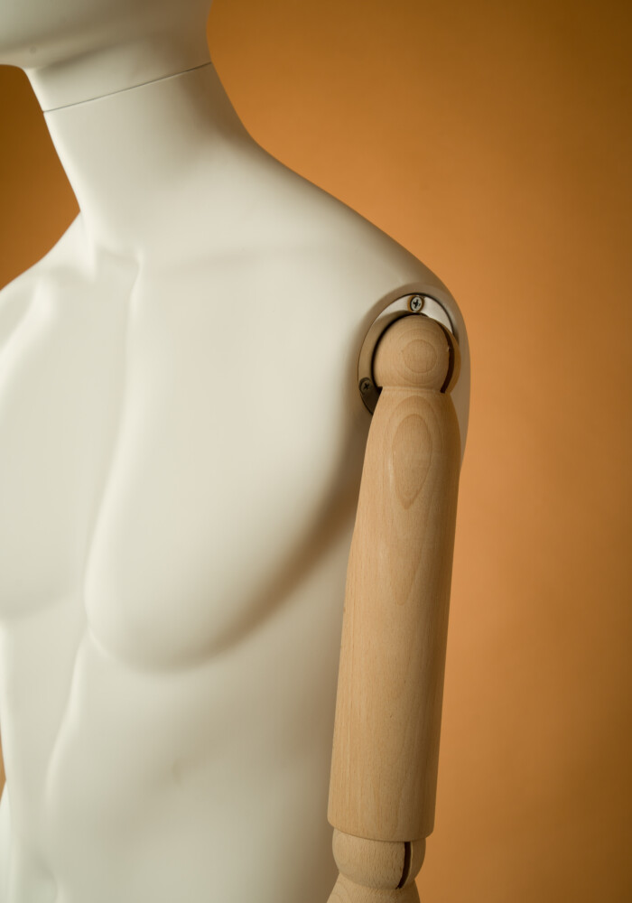 DSC5291 busto vetrina donna uomo braccia legno testa economico usato base bianco